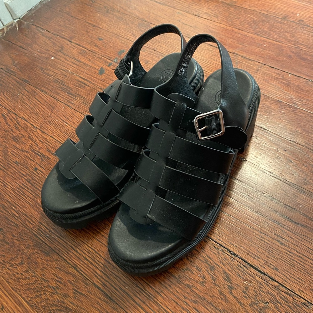 Urban Outfitters Platform Heeled Strappy Buckle Sandals